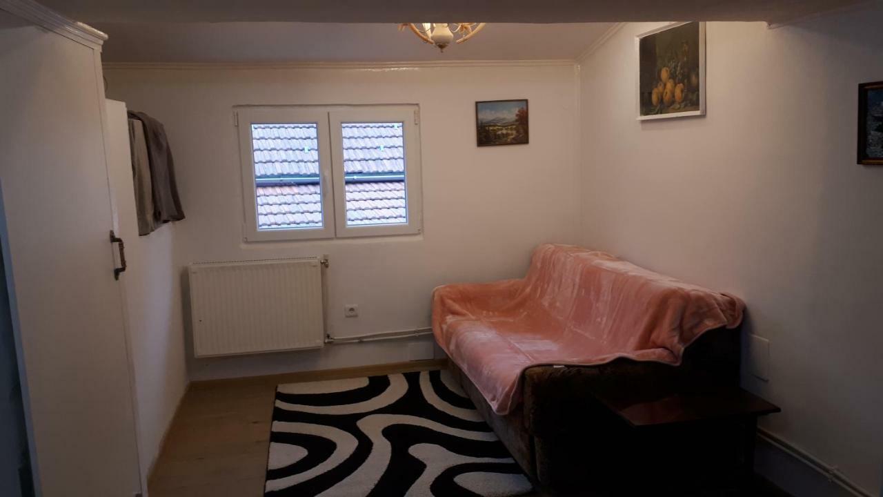 Hotel Neno à Zagreb Extérieur photo